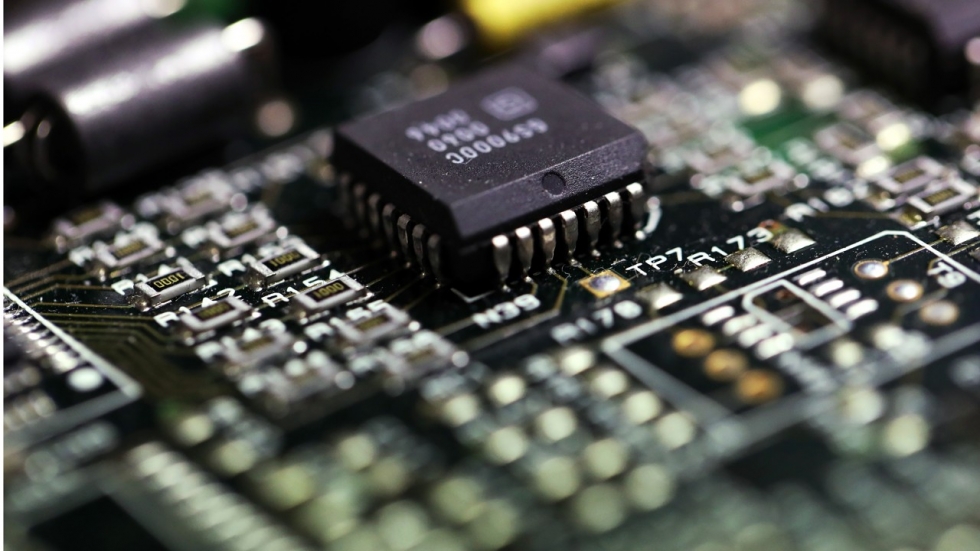 War between China and the USA for the electronic chip market